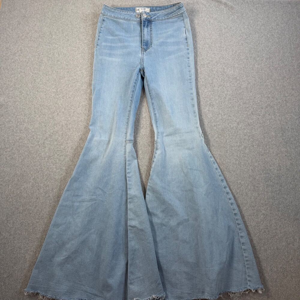 Free People Just Float On Super Flare Bell Bottom Jeans Women's 26 Light Wash